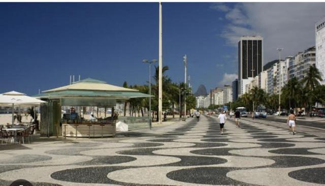 Em Copacabana Apartment